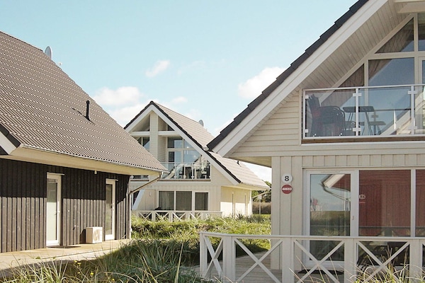 Foto van Maritiem vakantiehuis aan de haven - Vakantiehuis in Wendtorf - Outdoor