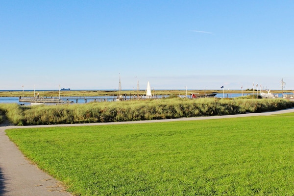Foto van Maritiem vakantiehuis aan de haven - Vakantiehuis in Wendtorf - Untagged