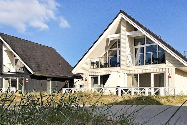 Foto van Maritiem vakantiehuis aan de haven - Vakantiehuis in Wendtorf - Outdoor