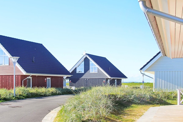 Foto van Maritiem vakantiehuis aan de haven - Vakantiehuis in Wendtorf - View
