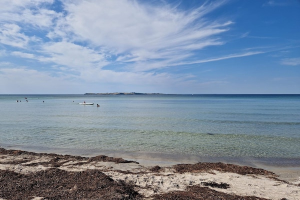 Foto van Gezellig huisje met open haard - Vakantiehuis in Væggerløse - WaterView