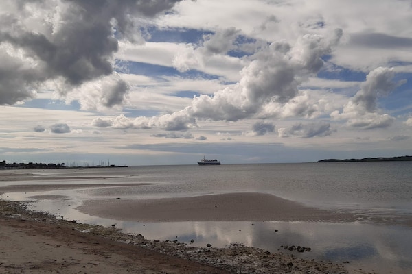 Foto van Gezellig huisje met open haard - Vakantiehuis in Væggerløse - WaterView