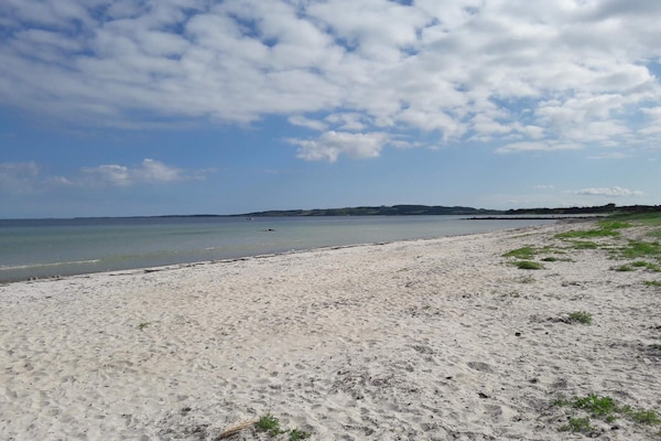 Foto van Gezellig huisje met open haard - Vakantiehuis in Væggerløse - WaterView