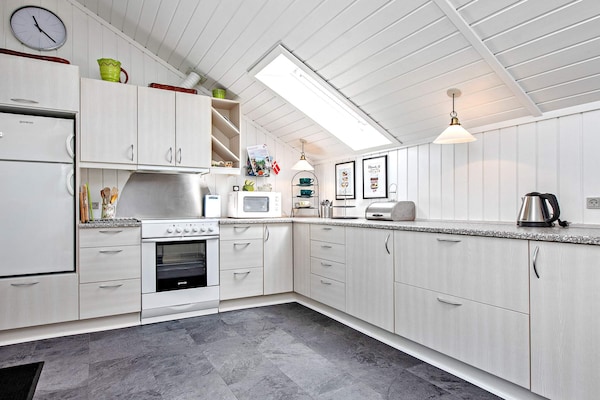 Foto van Modern Strandhuis -- By Traum Ferienwohnungen - Vakantiehuis in Væggerløse - Indoor