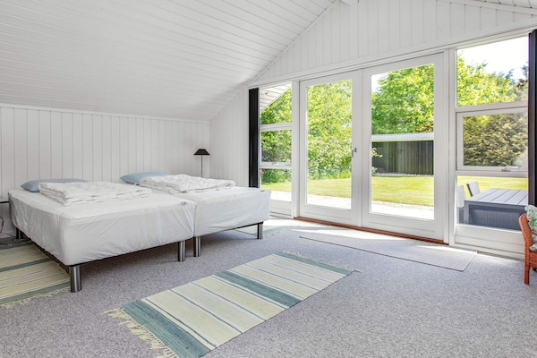 Foto van Modern Strandhuis -- By Traum Ferienwohnungen - Vakantiehuis in Væggerløse - Indoor
