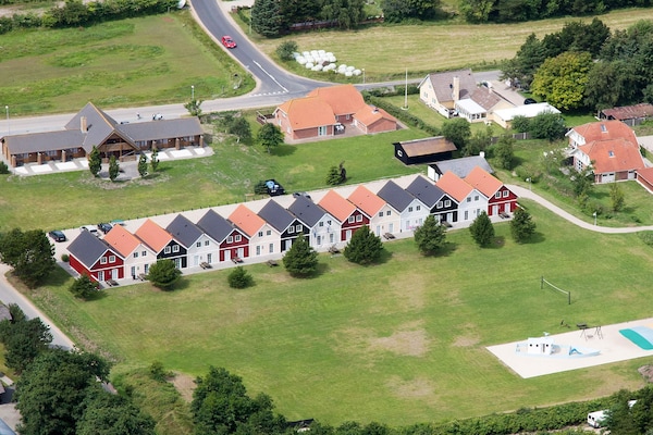 Foto van Charmante vakantiebestemming voor 4 personen - Vakantiehuis in Blåvand - Outdoor