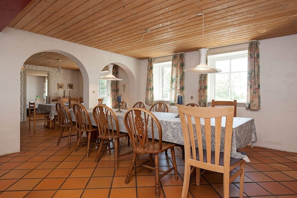 Foto van Luxe vakantieverblijf met zwembad - Vakantiehuis in Thyholm - Indoor