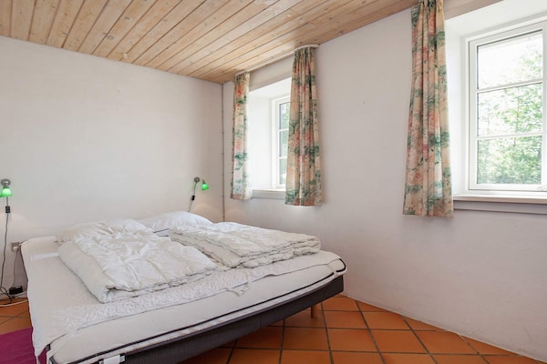 Foto van Luxe vakantieverblijf met zwembad - Vakantiehuis in Thyholm - Indoor