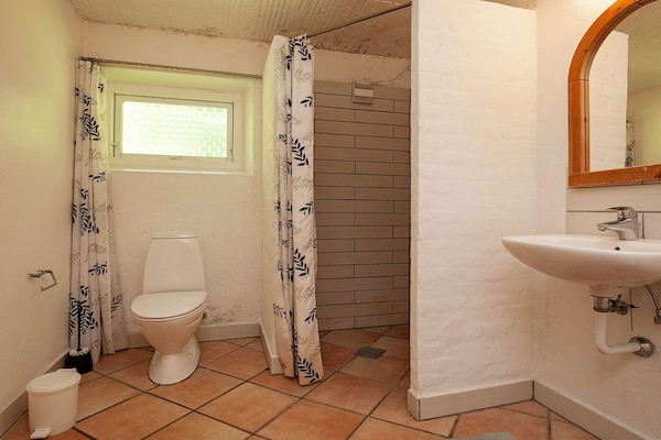 Foto van Luxe vakantieverblijf met zwembad - Vakantiehuis in Thyholm - Indoor