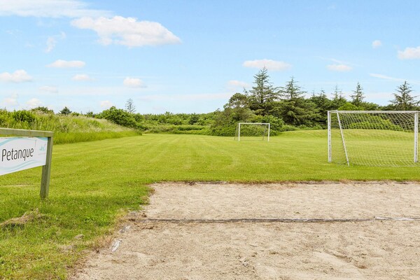 Foto van 6 persoons vakantie huis op een vakantie park in Hanstholm - Untagged
