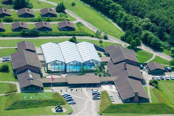 Foto van 6 persoons vakantie huis op een vakantie park in Hanstholm - Outdoor