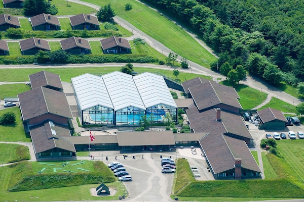 Foto van 6 persoons vakantie huis op een vakantie park in Hanstholm - Outdoor
