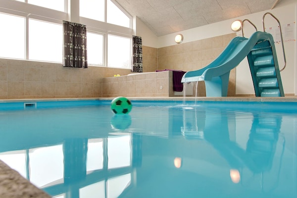 Foto van Luxe villa met zwembad in Lohals - Vakantiehuis in Tranekær - Pool