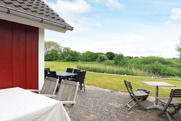 Foto van 8 persoons vakantie huis in Brenderup Fyn-By Traum - View