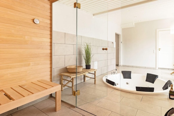 Foto van Luxe strandtoevlucht -- By Traum Ferienwohnungen - Vakantiehuis in Løkken - Sauna