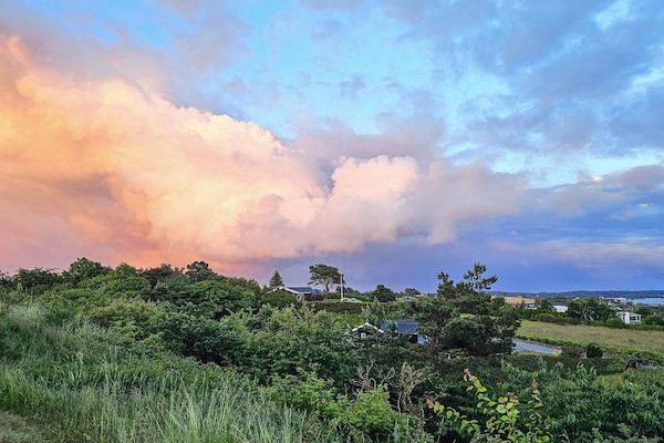 Foto van Panoramisch zwembad toevluchtsoord -- By Traum Ferienwohnungen - View