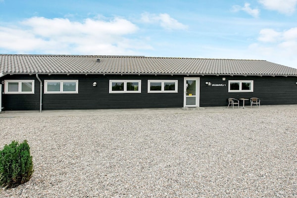 Foto van Luxe vakantieverblijf met zwembad - Vakantiehuis in Væggerløse - View