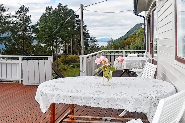 Foto van 8 persoons vakantie huis in EIDSVÅG-By Traum - Vakantiehuis in Eidsvåg - Outdoor