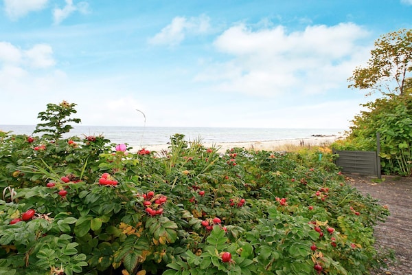 Foto van Zeezicht ontsnapping -- By Traum Ferienwohnungen - Vakantiehuis in Otterup - WaterView