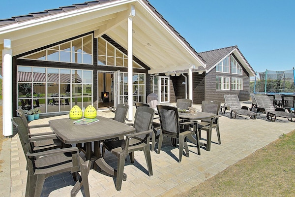 Foto van Luxe strandhuis met zwembad - Vakantiehuis in Odder - Outdoor