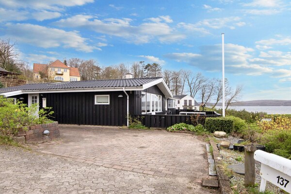 Foto van Panoramisch toevluchtsoord in Andkaer Vig - Vakantiehuis in Børkop - WaterView