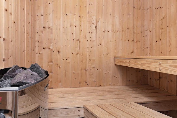 Foto van Stijlvol vakantiehuis aan de Oostzee - Vakantiehuis in Wendtorf - Sauna