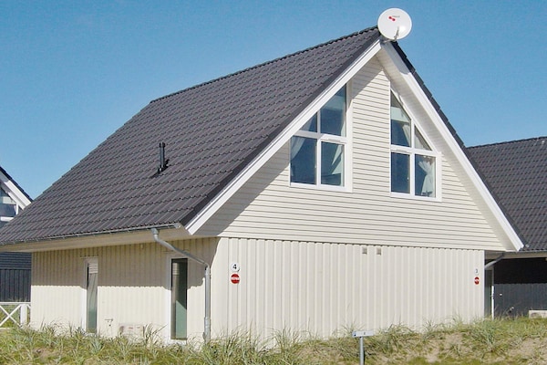 Foto van Modern vakantiehuis met terras - Vakantiehuis in Wendtorf - Outdoor