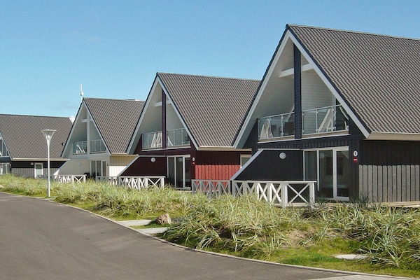 Foto van Luxe vakantiehuis met uitzicht op het meer - Vakantiehuis in Wendtorf - Outdoor