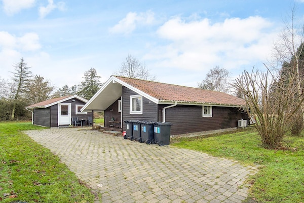 Foto van 6 persoons vakantie huis in Skibby-By Traum - Vakantiehuis in Skibby - Outdoor