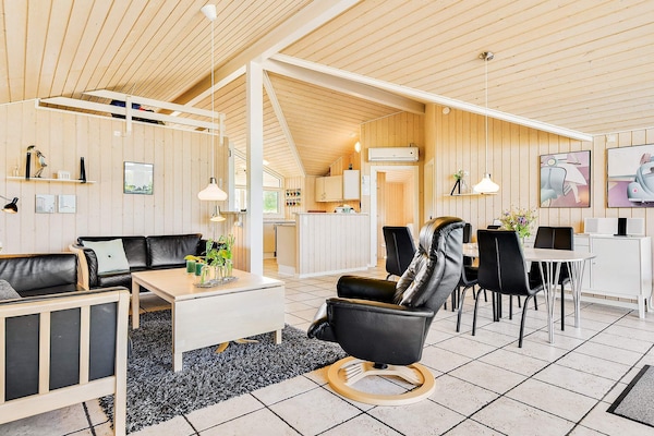 Foto van Stijlvol strandhuis -- By Traum Ferienwohnungen - Vakantiehuis in Nordborg - Indoor
