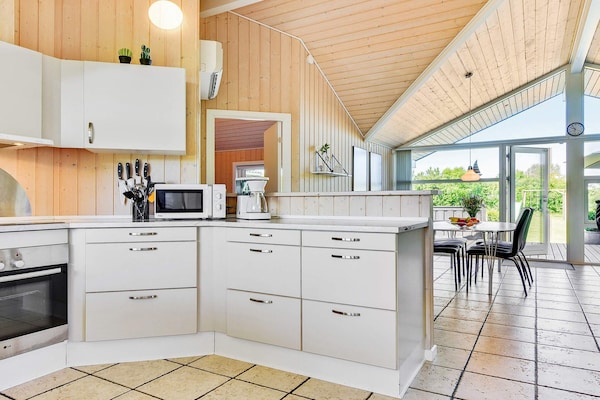 Foto van Stijlvol strandhuis -- By Traum Ferienwohnungen - Vakantiehuis in Nordborg - Indoor