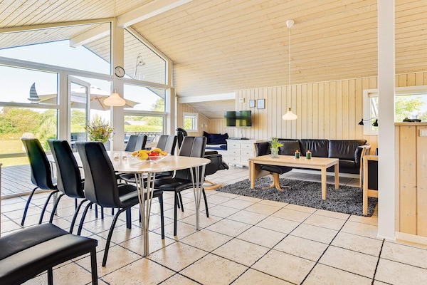 Foto van Stijlvol strandhuis -- By Traum Ferienwohnungen - Vakantiehuis in Nordborg - Indoor