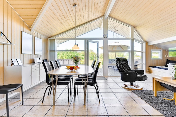 Foto van Stijlvol strandhuis -- By Traum Ferienwohnungen - Vakantiehuis in Nordborg - Indoor