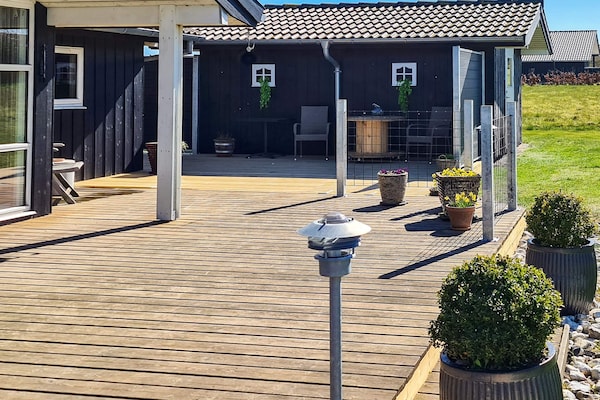 Foto van Stijlvol strandhuis -- By Traum Ferienwohnungen - Vakantiehuis in Nordborg - Outdoor