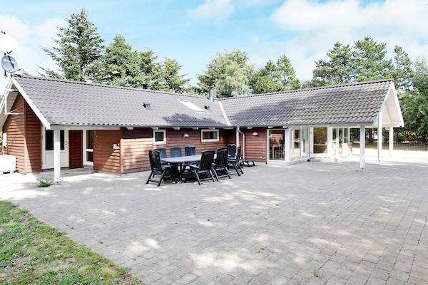 Foto van 12 persoons vakantie huis in Rødby-By Traum - Vakantiehuis in Rødby - Outdoor
