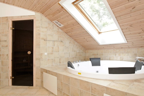 Foto van 12 persoons vakantie huis in Rødby-By Traum - Vakantiehuis in Rødby - Spa