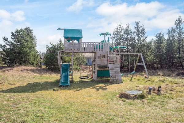 Foto van Luxe vakantiehuis met zwembad - Vakantiehuis in Fanø - View
