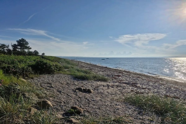 Foto van Luxe villa met zwembad aan zee - Vakantiehuis in Bogense - WaterView