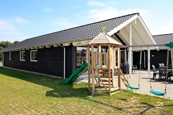 Foto van Luxe villa met zwembad aan zee - Vakantiehuis in Bogense - Untagged