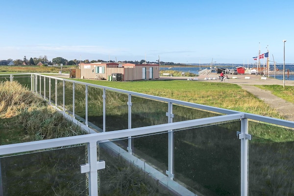 Foto van Stijlvol vakantieappartement aan zee - Vakantiehuis in Wendtorf - WaterView