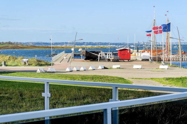 Foto van Stijlvol vakantieappartement aan zee - Vakantiehuis in Wendtorf - WaterView