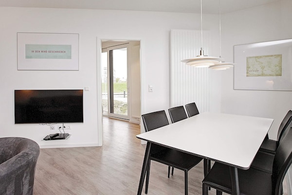 Foto van Vakantie aan de Oostzee met uitzicht op de haven - Vakantiehuis in Wendtorf - Indoor