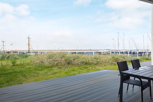 Foto van Vakantie aan de Oostzee met uitzicht op de haven - Vakantiehuis in Wendtorf - WaterView