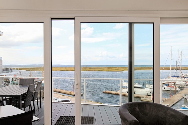 Foto van Stijlvol verblijf aan de jachthaven - Vakantiehuis in Wendtorf - WaterView