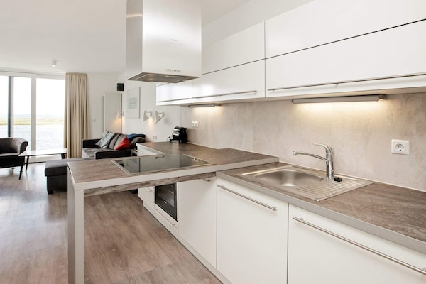 Foto van Stijlvol verblijf aan de jachthaven - Vakantiehuis in Wendtorf - Indoor