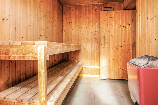 Foto van 12 persoons vakantie huis in Bredebro-By Traum - Vakantiehuis in Bredebro - Sauna