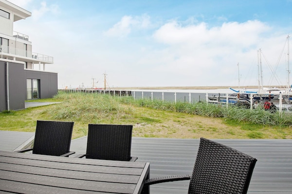 Foto van Stijlvol appartement aan de Förde - Vakantiehuis in Wendtorf - WaterView