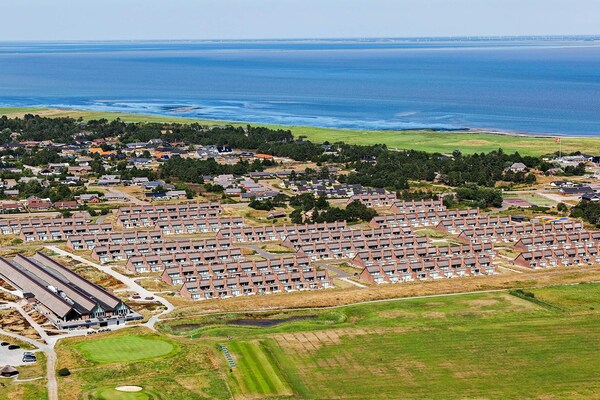 Foto van 6 persoons vakantie huis op een vakantie park in Rømø - Outdoor