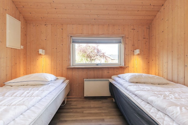 Foto van 10 persoons vakantie huis in Væggerløse-By Traum - Indoor