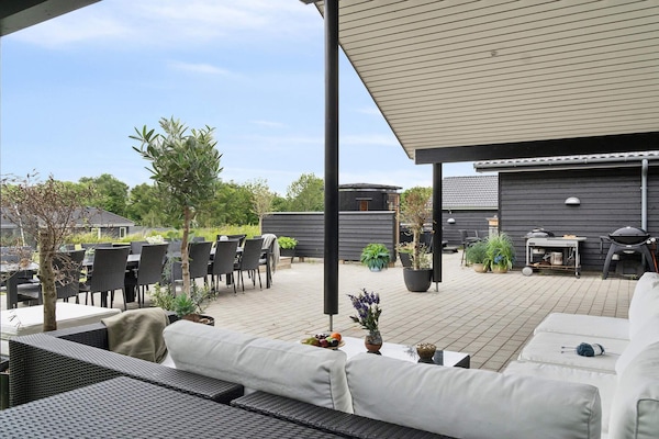 Foto van Luxe retraite met zwembad - Vakantiehuis in Jægerspris - Outdoor